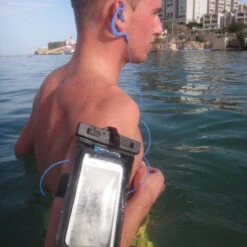 POCHETTE ETANCHE MP3 AVEC PRISE JACK ETANCHE SEAWAG -Kayak Gonflable Soldes pochette etanche mp3 avec prise jack etanche seawag 7