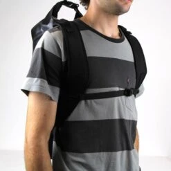 SAC ETANCHE HOWZIT 30L NOIR -Kayak Gonflable Soldes sac etanche ryde 30l noir 3